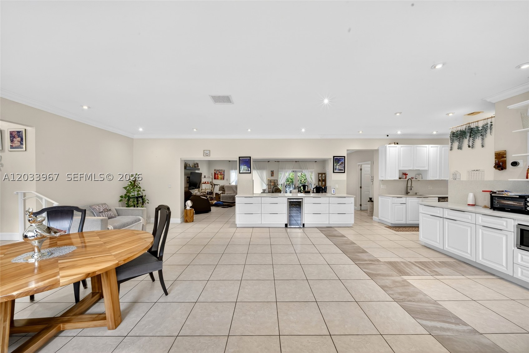 KENDALWOOD ESTATES - Residential