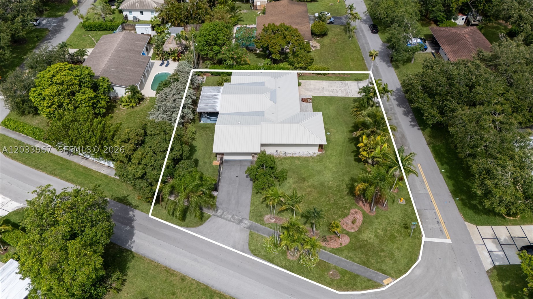 KENDALWOOD ESTATES - Residential