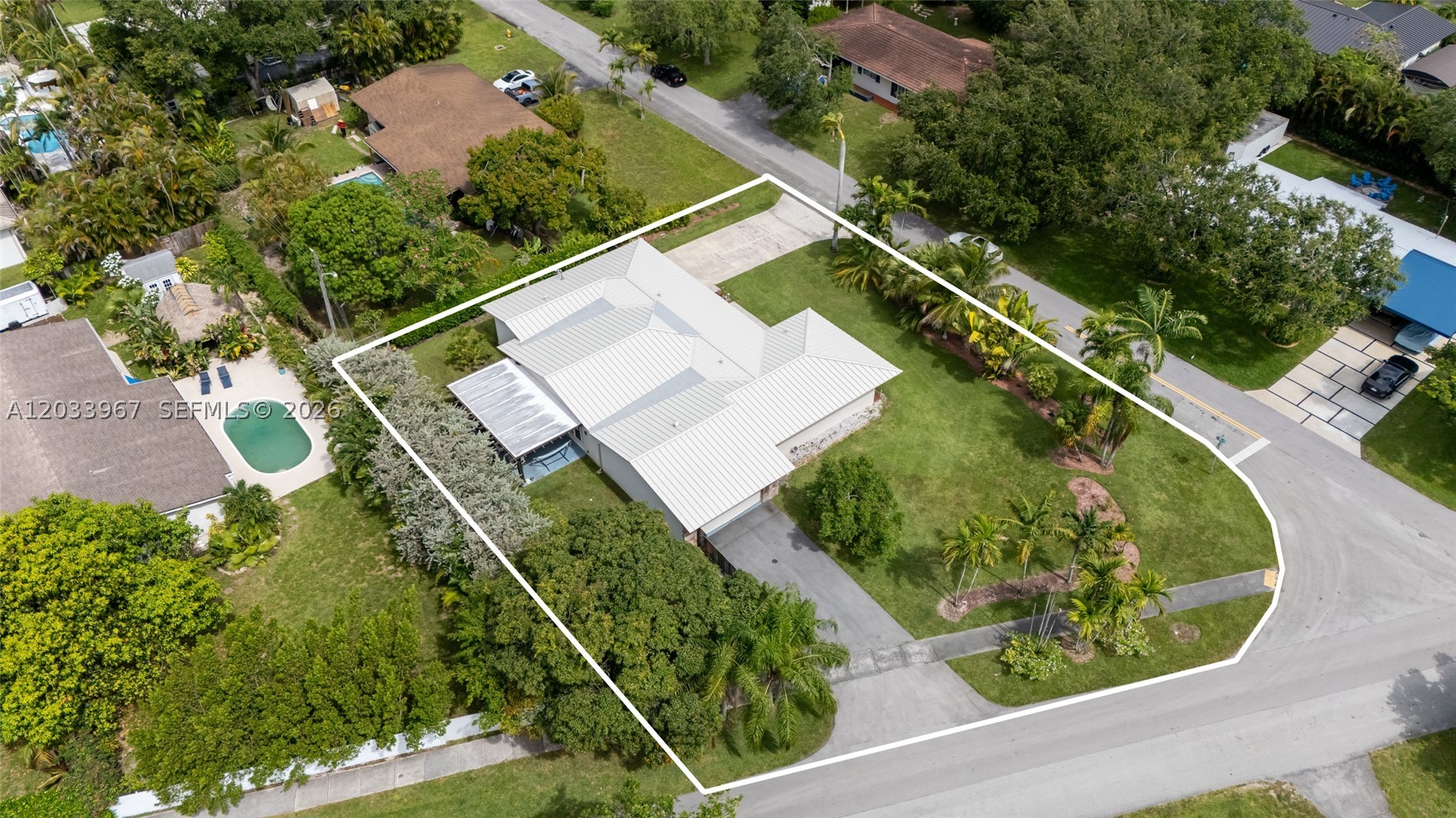 KENDALWOOD ESTATES - Residential
