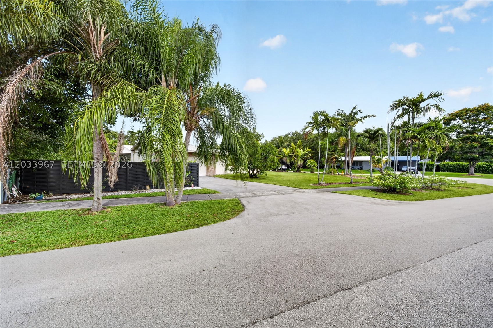 KENDALWOOD ESTATES - Residential