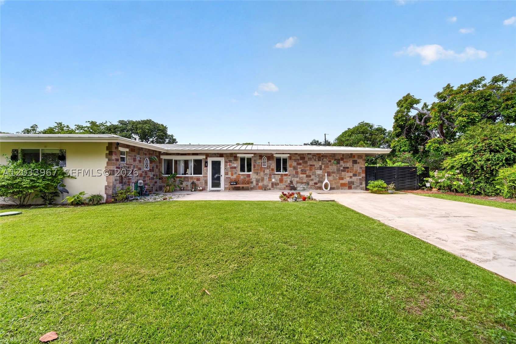 KENDALWOOD ESTATES - Residential