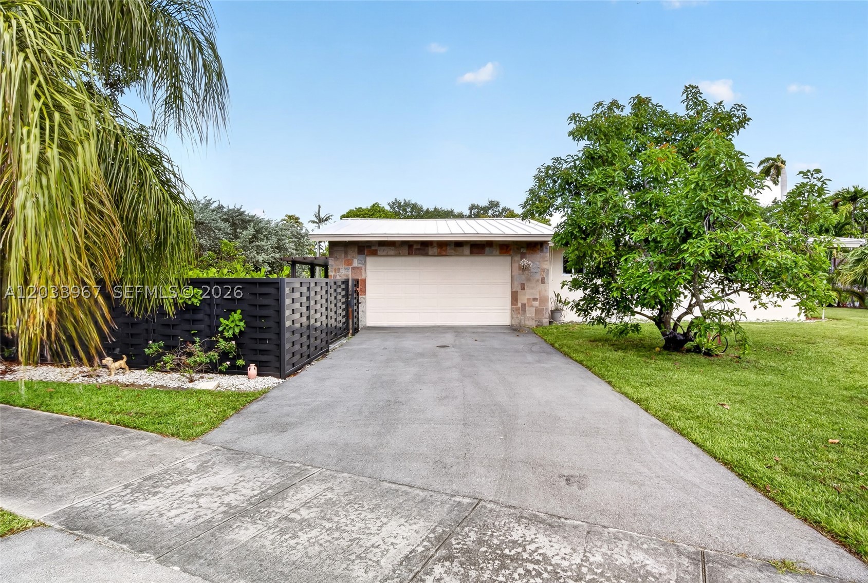 KENDALWOOD ESTATES - Residential