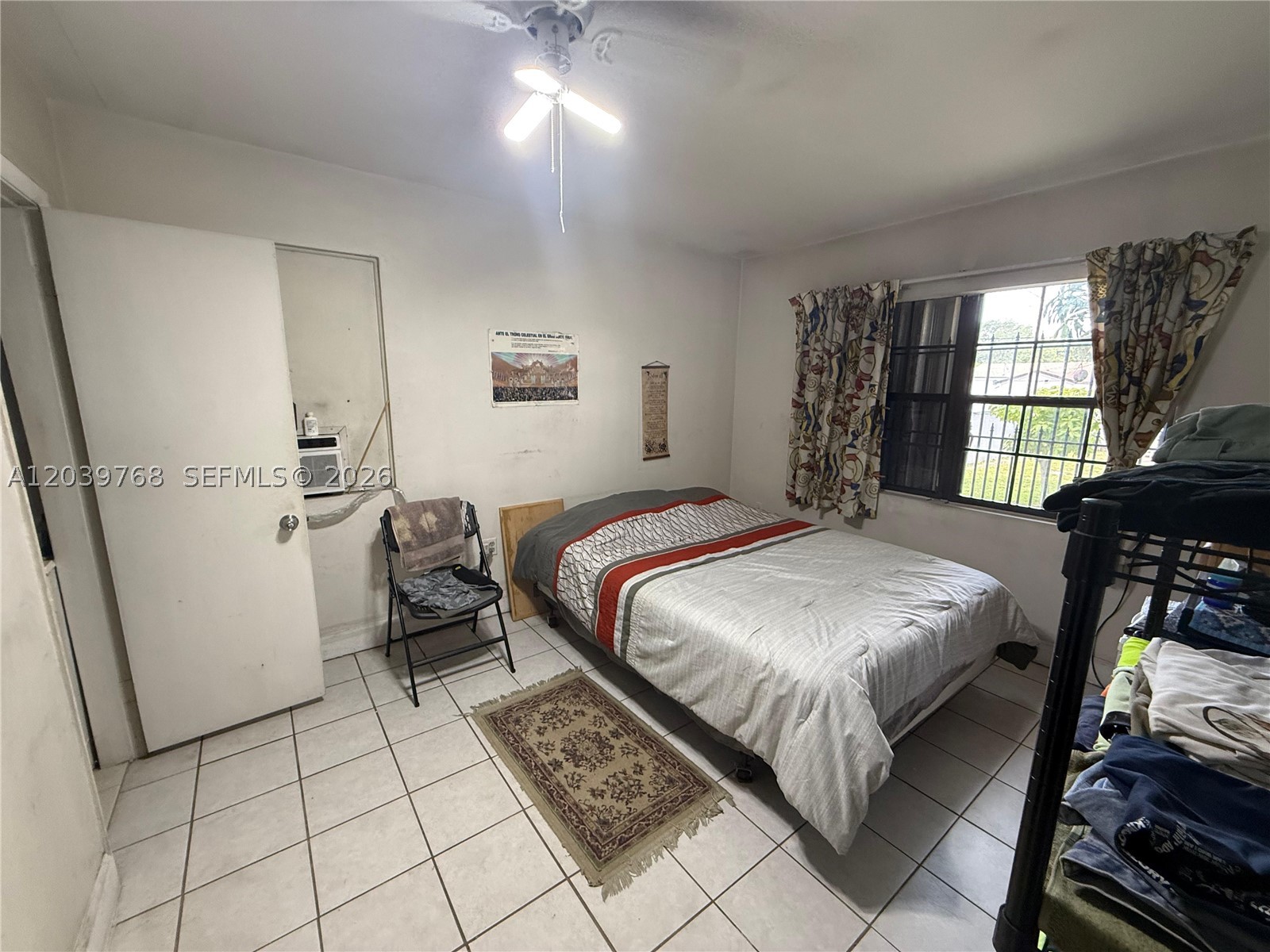 HOLLYWOOD PARK - Residential