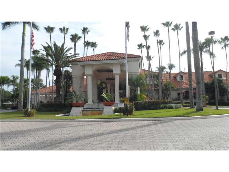 DORAL PK CO CLUB VILLAS C - Residential Lease