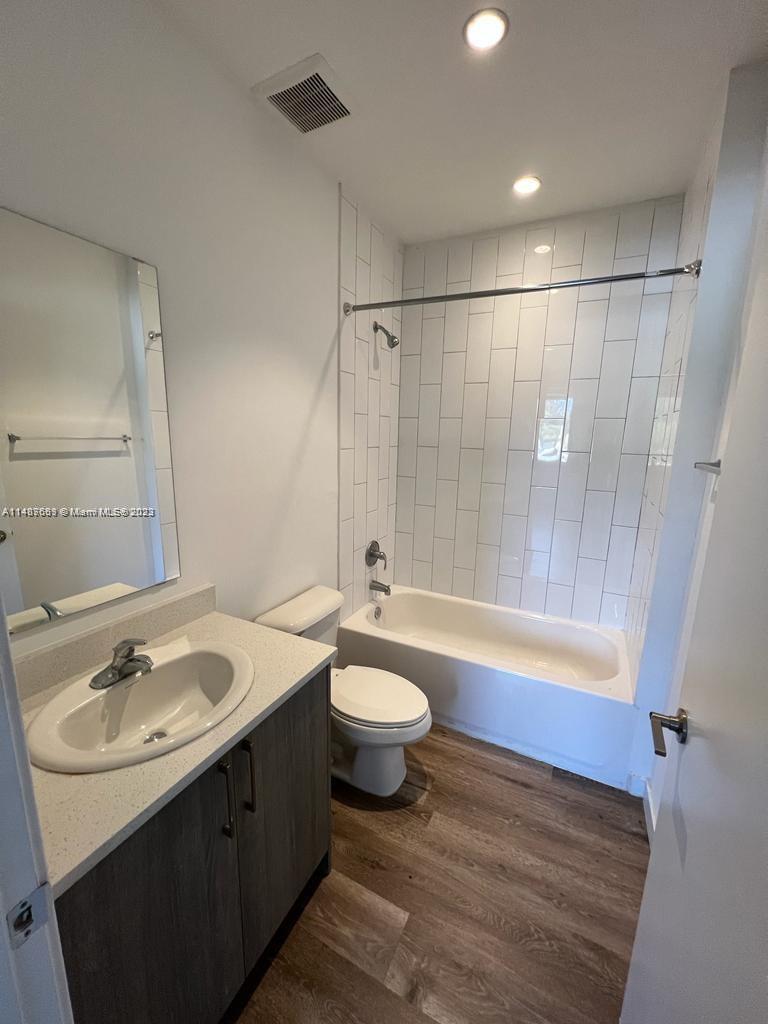 BISCAYNE GARDENS SEC A - Residential Lease