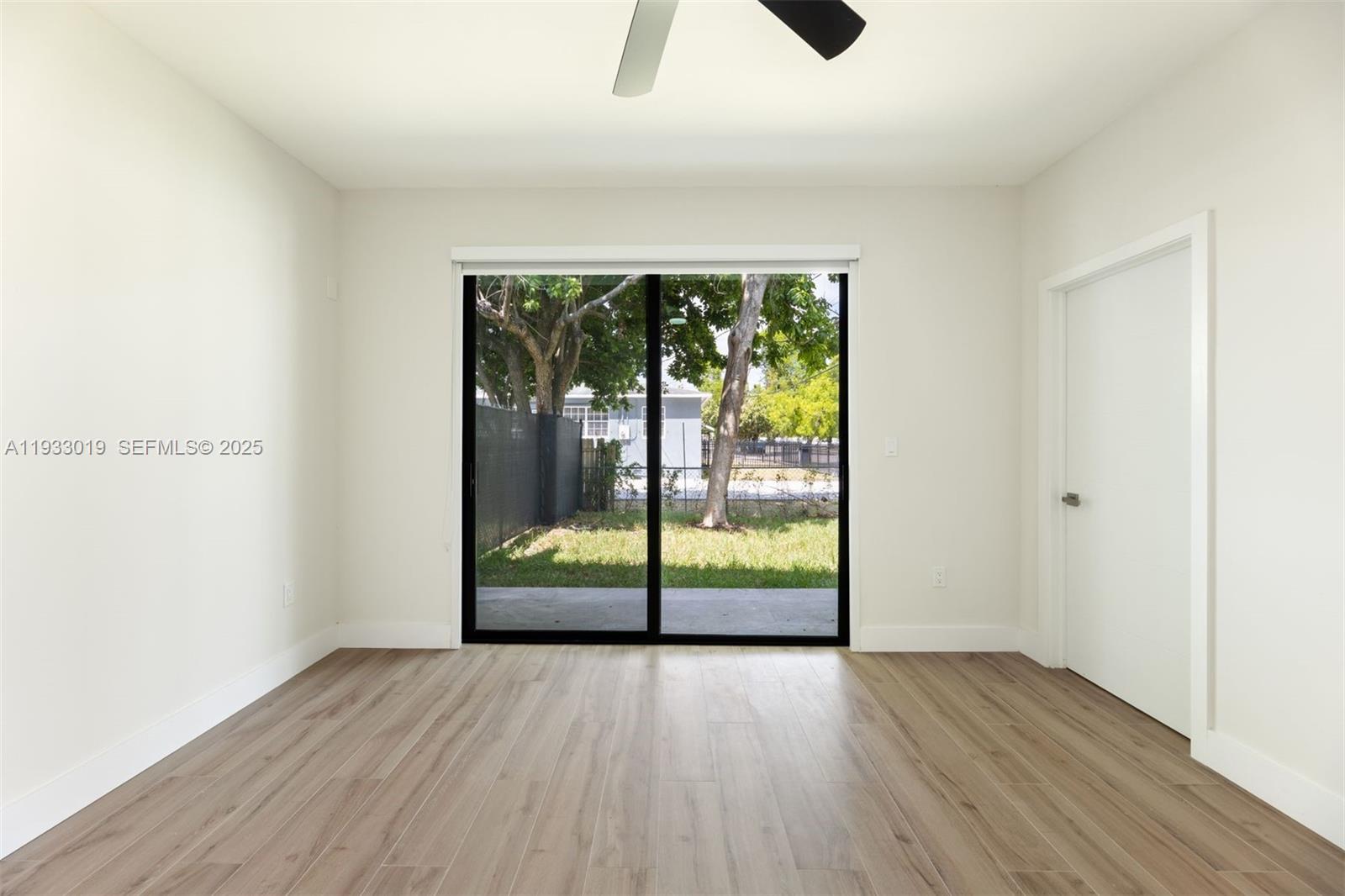 GROVELAND PARK - Residential Income