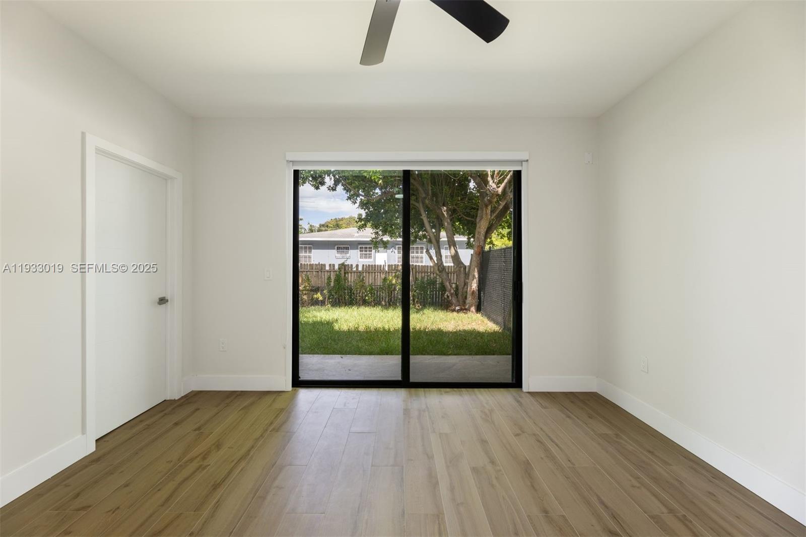 GROVELAND PARK - Residential Income