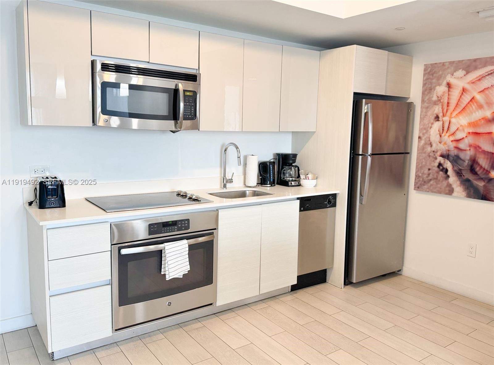 BEACHWALK CONDOMINIUM - Residential