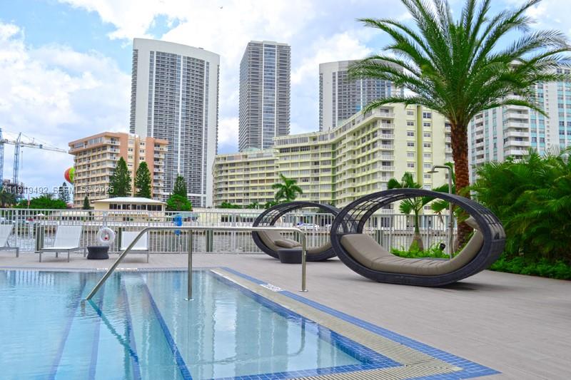 BEACHWALK CONDOMINIUM - Residential