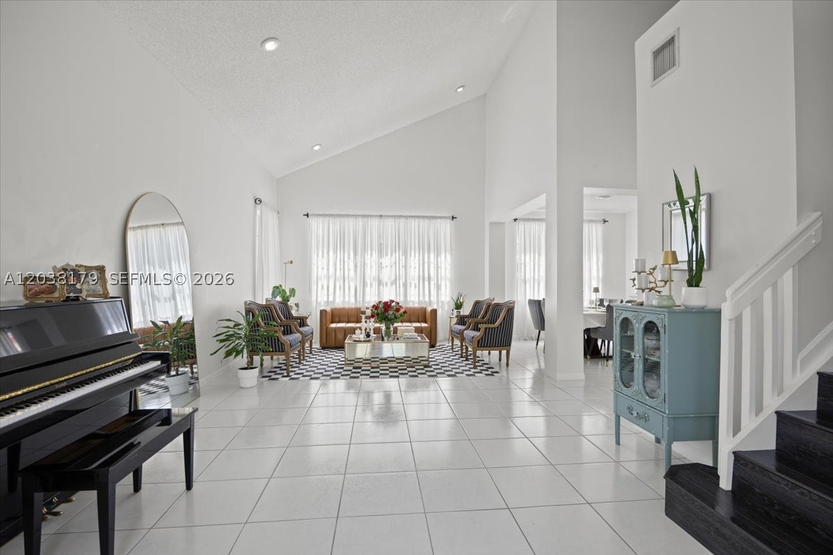 SECTOR 3 - PARCELS H I J - Residential Lease