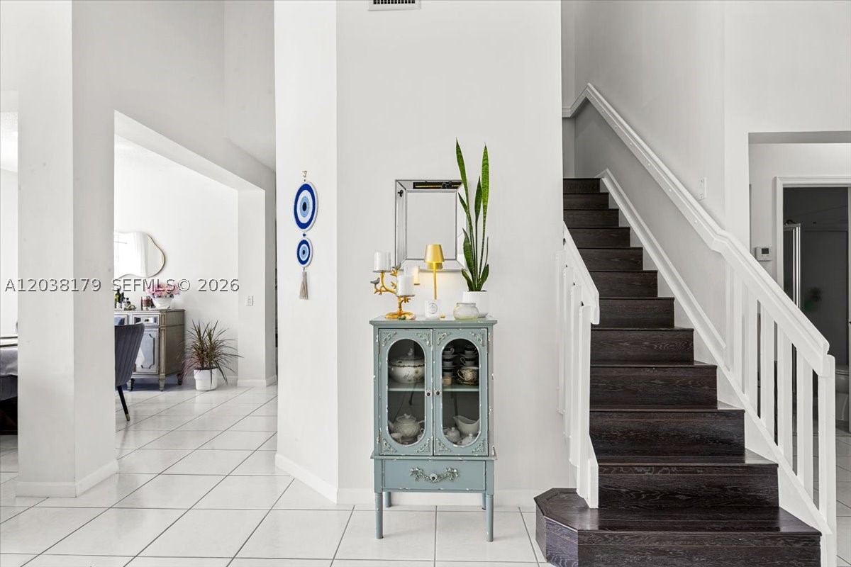 SECTOR 3 - PARCELS H I J - Residential Lease