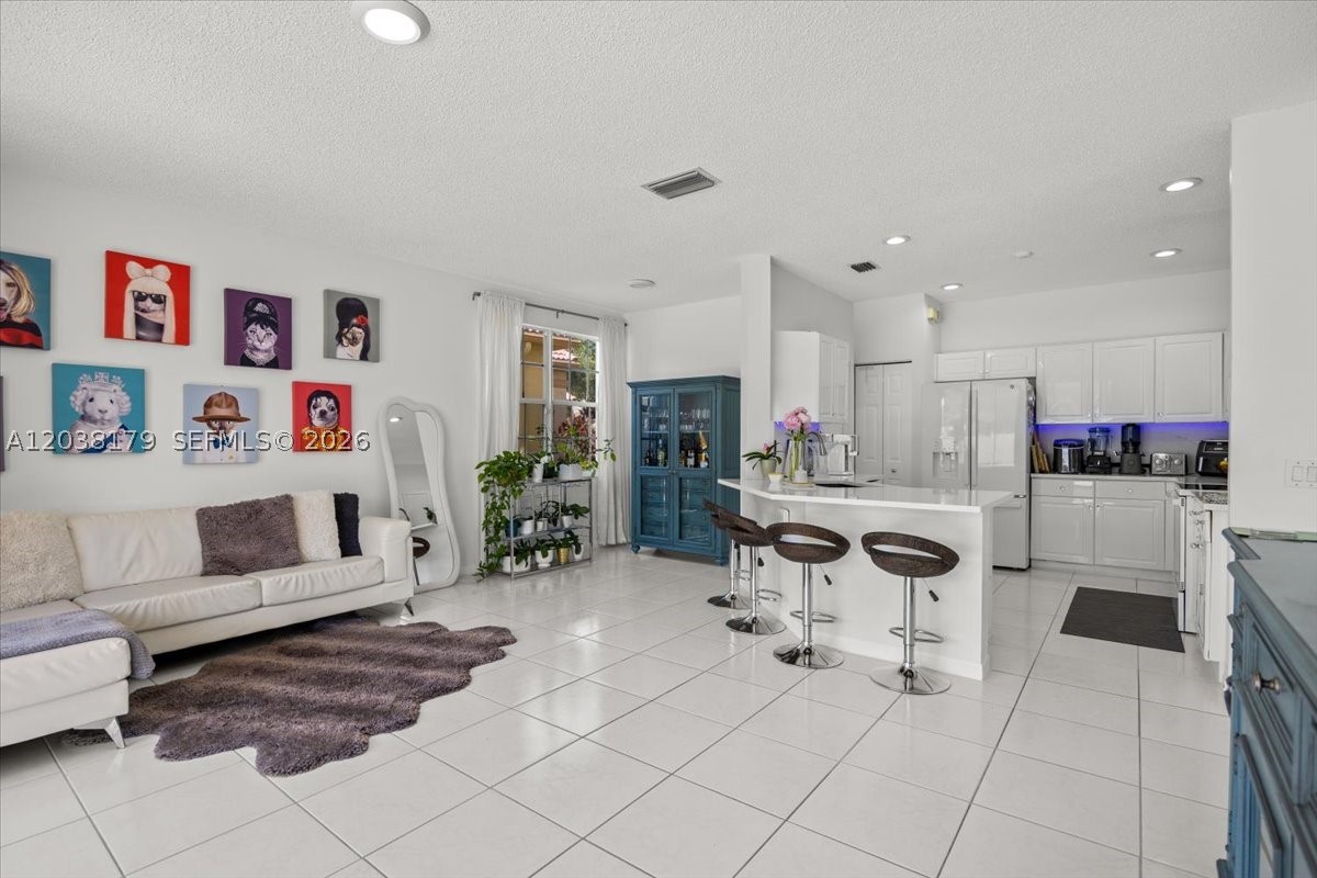 SECTOR 3 - PARCELS H I J - Residential Lease
