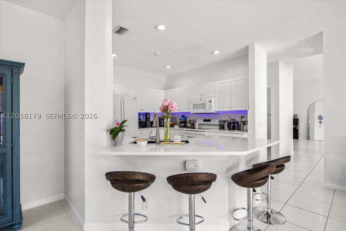 SECTOR 3 - PARCELS H I J - Residential Lease