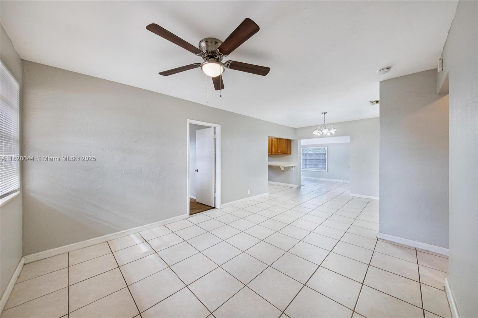 TWIN LAKES HOMES SEC 3 - Residential