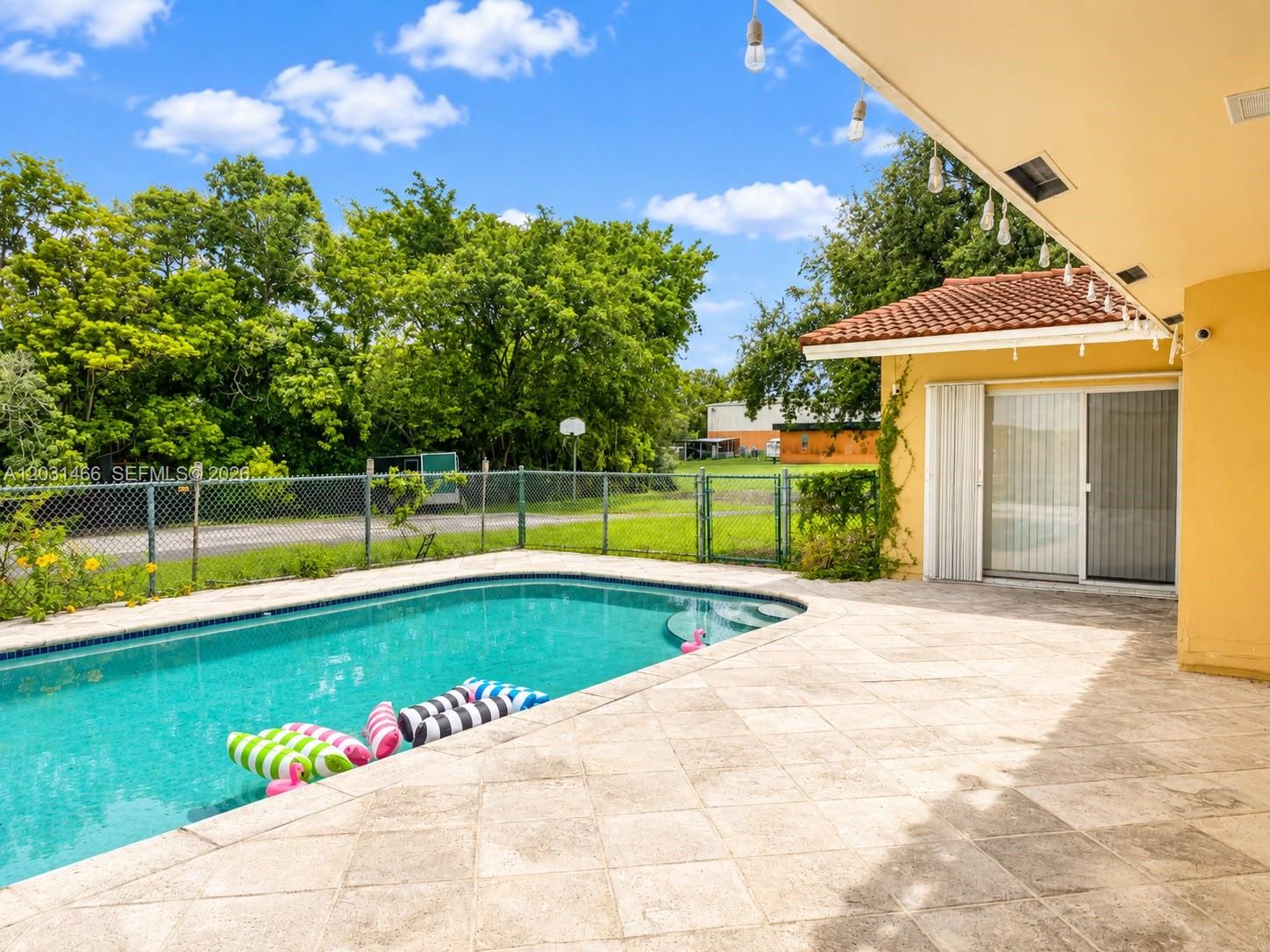 FLA FRUIT LANDS CO SUB NO - Residential