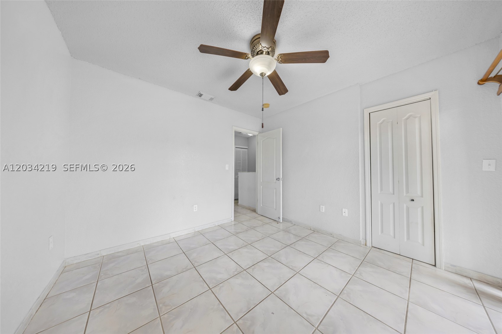 COLONIAL TOWNHOMES CONDO - Residential