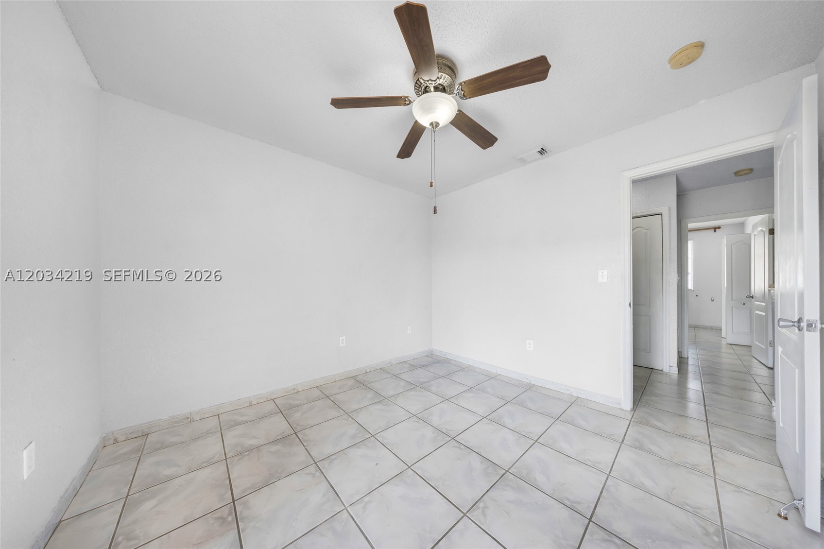 COLONIAL TOWNHOMES CONDO - Residential