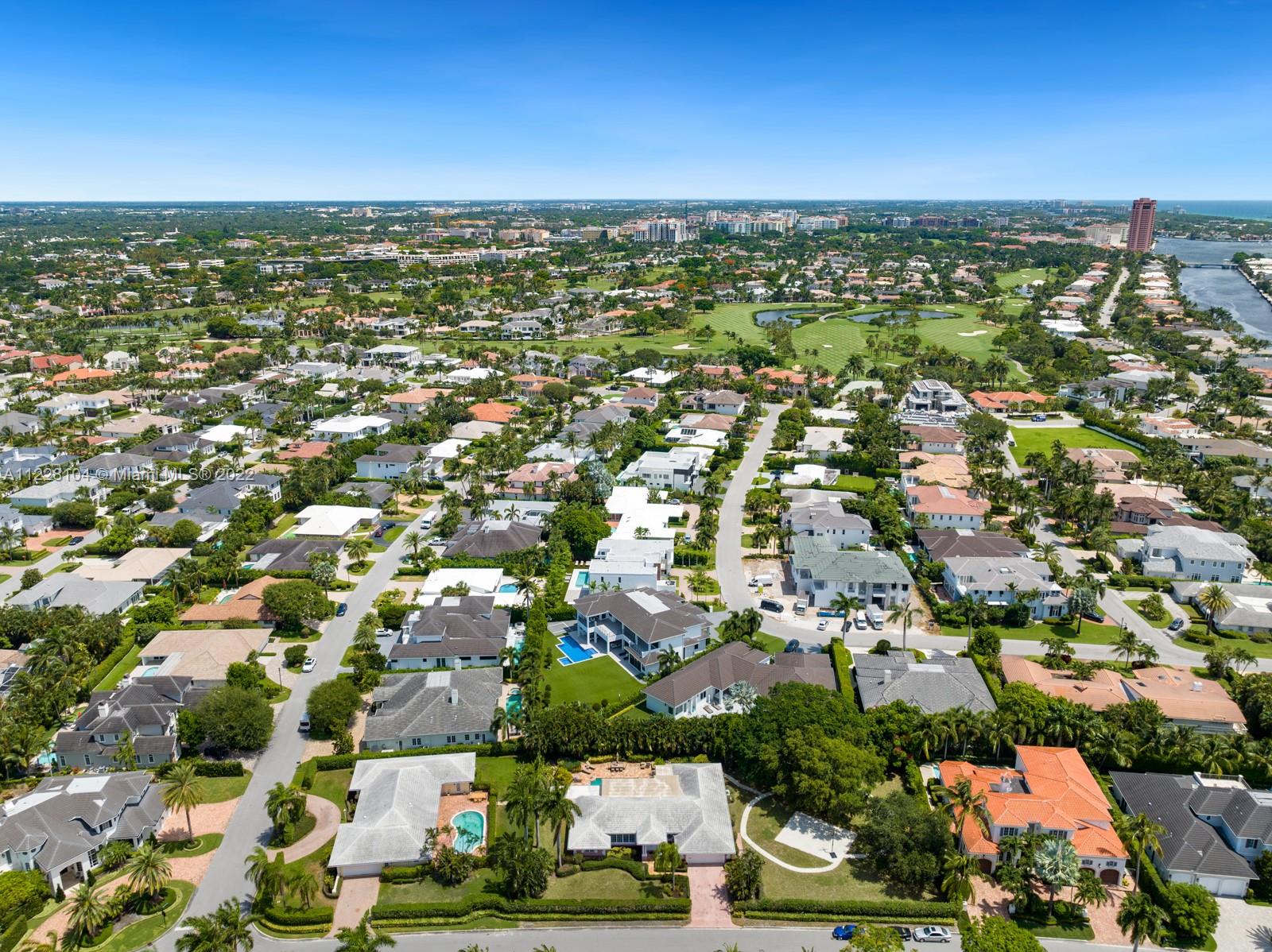 ROYAL PALM YACHT & COUNTR - Land