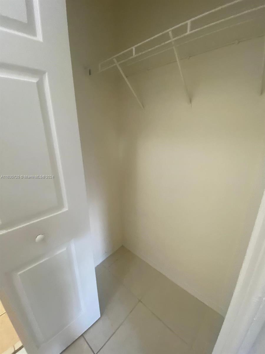 KENDALLAND - Residential Lease