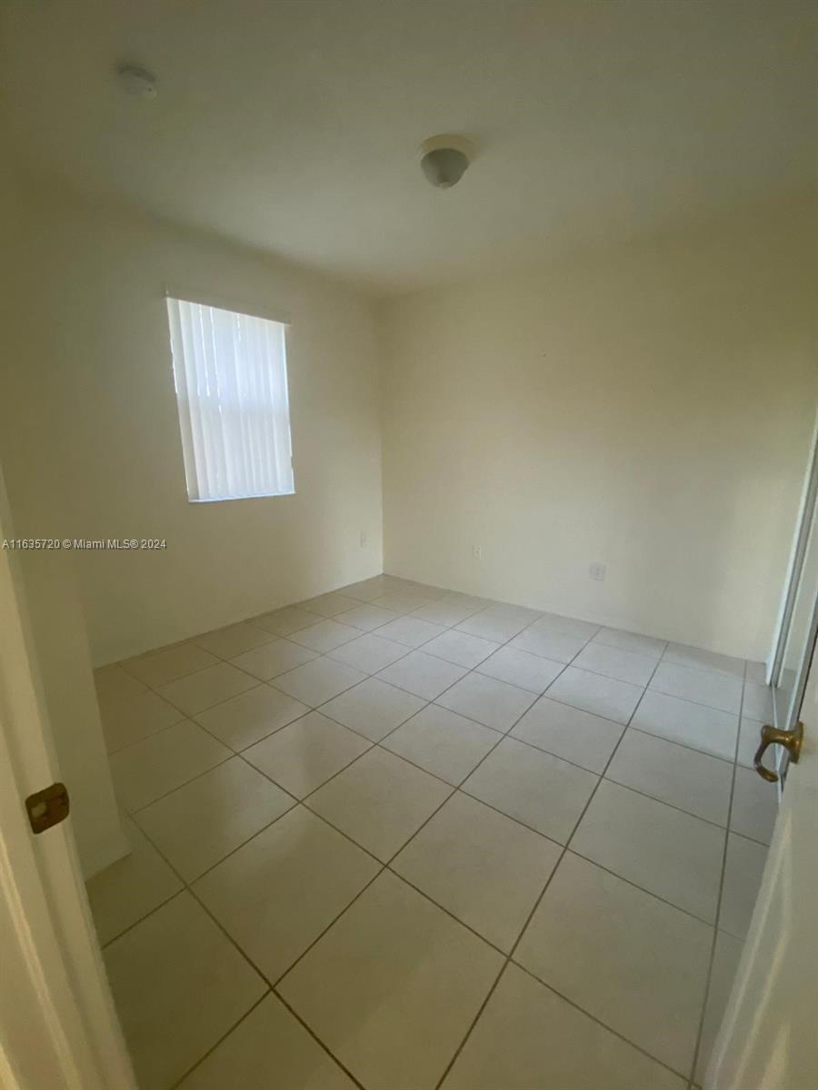 KENDALLAND - Residential Lease