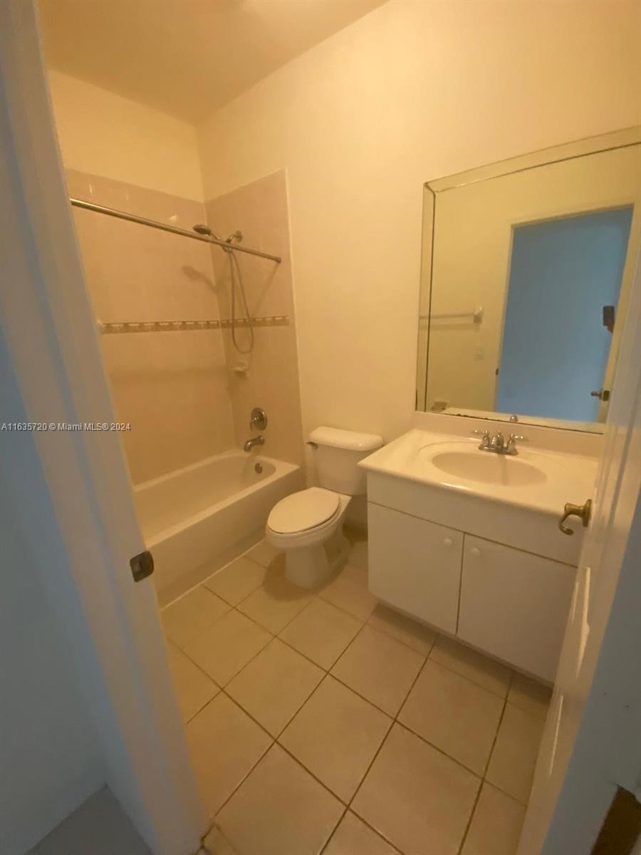 KENDALLAND - Residential Lease