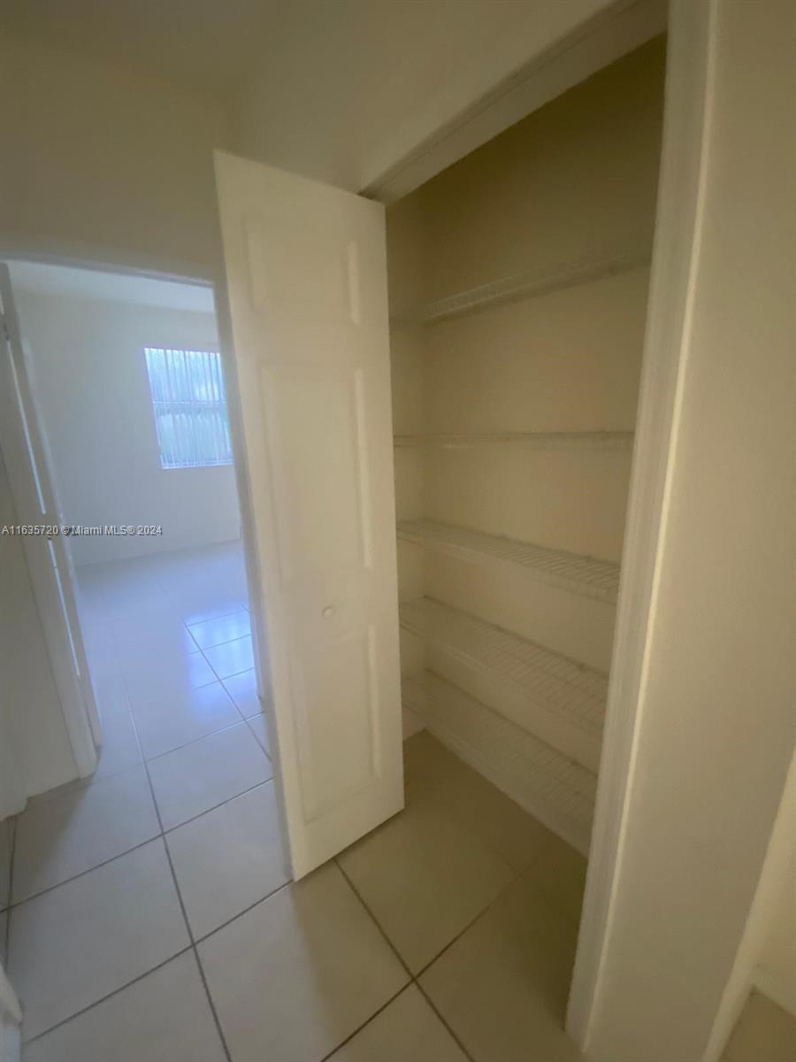 KENDALLAND - Residential Lease