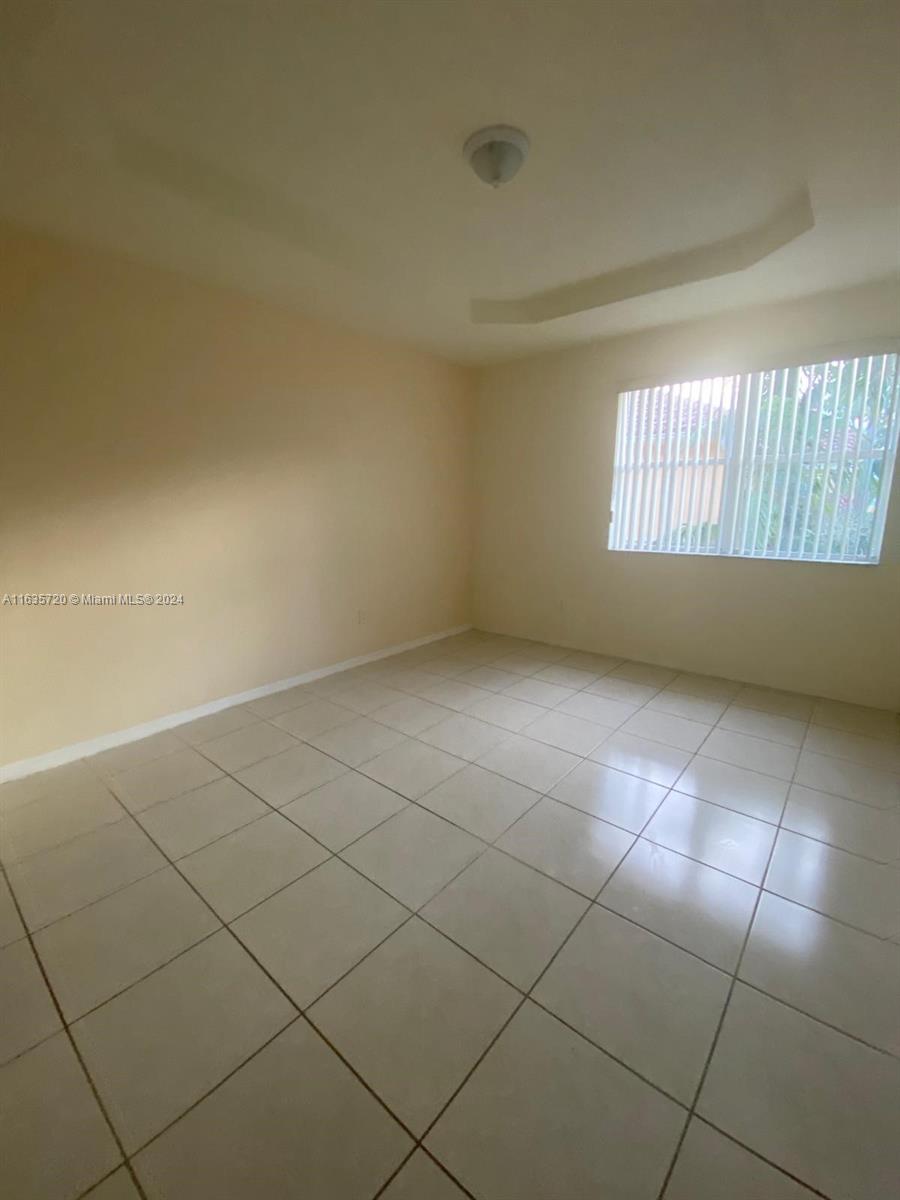 KENDALLAND - Residential Lease