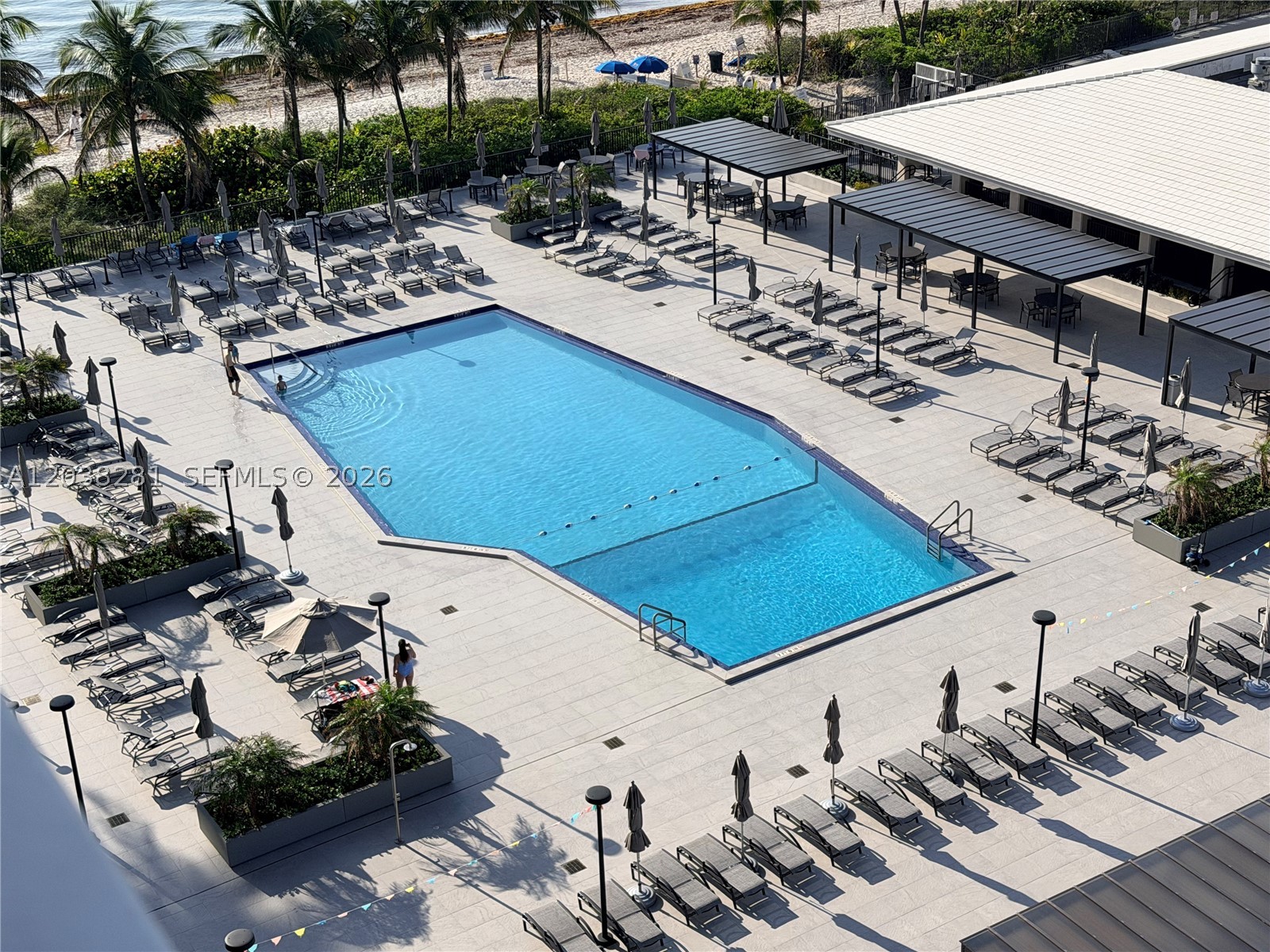 HEMISPHERES CONDO - Residential Lease