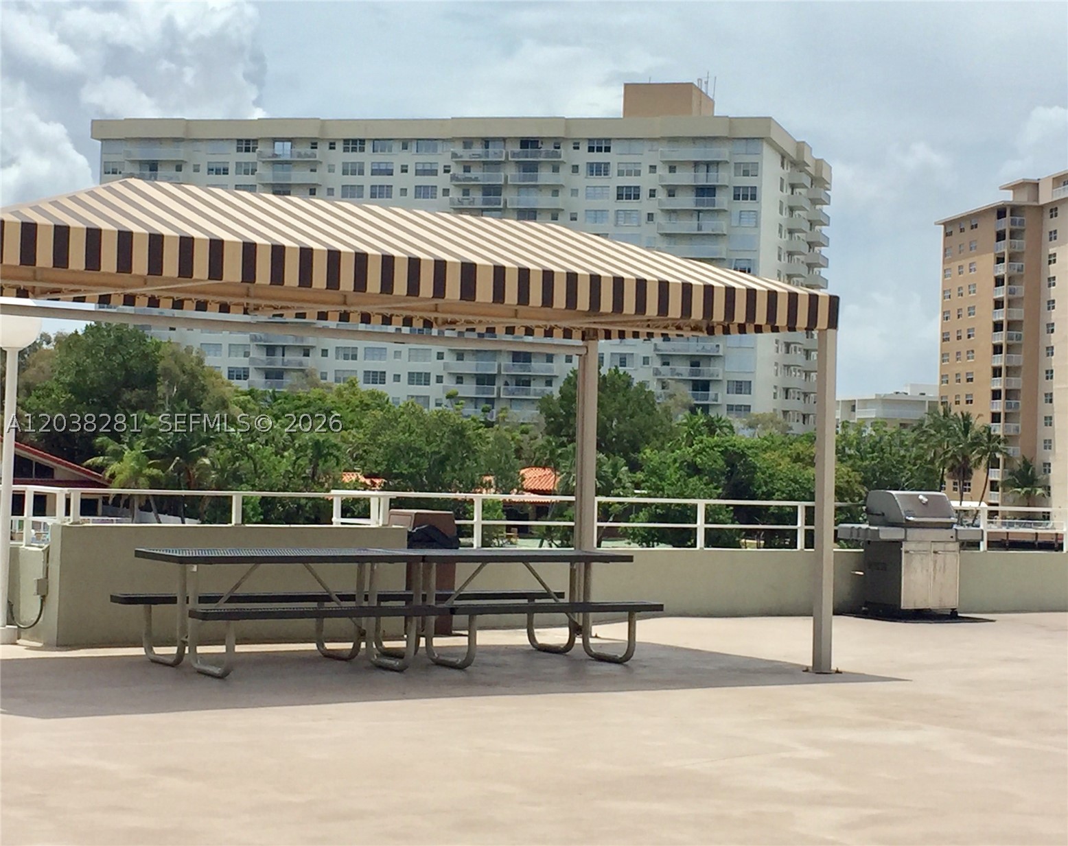 HEMISPHERES CONDO - Residential Lease