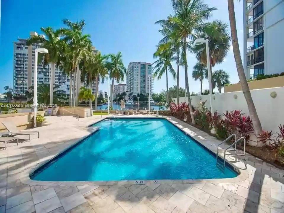 GALLERY ONE CONDO - Residential