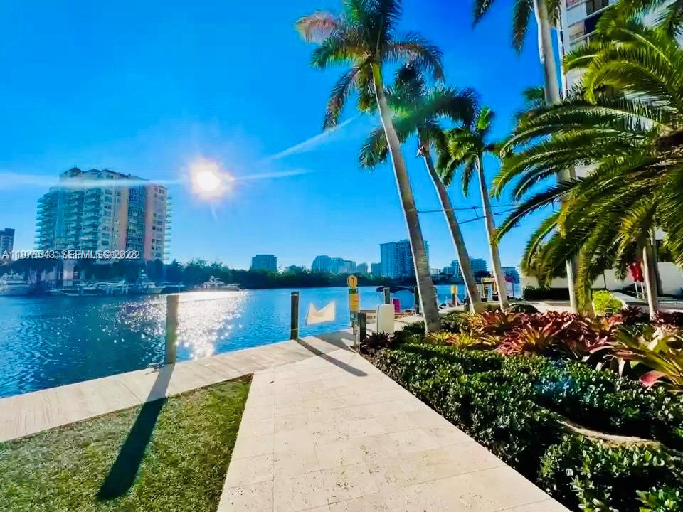 GALLERY ONE CONDO - Residential