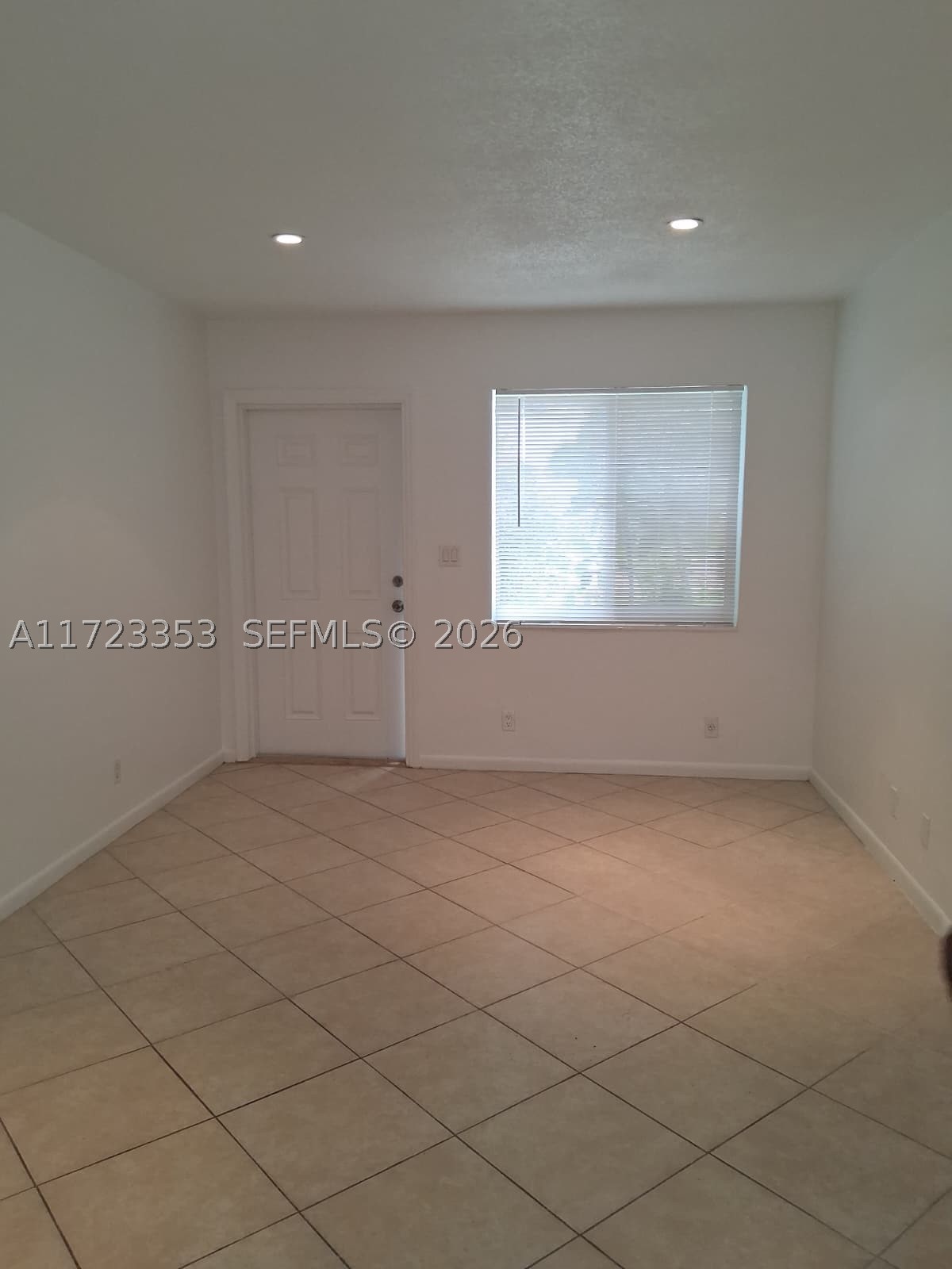 FLORENCE VILLAS - Residential Income