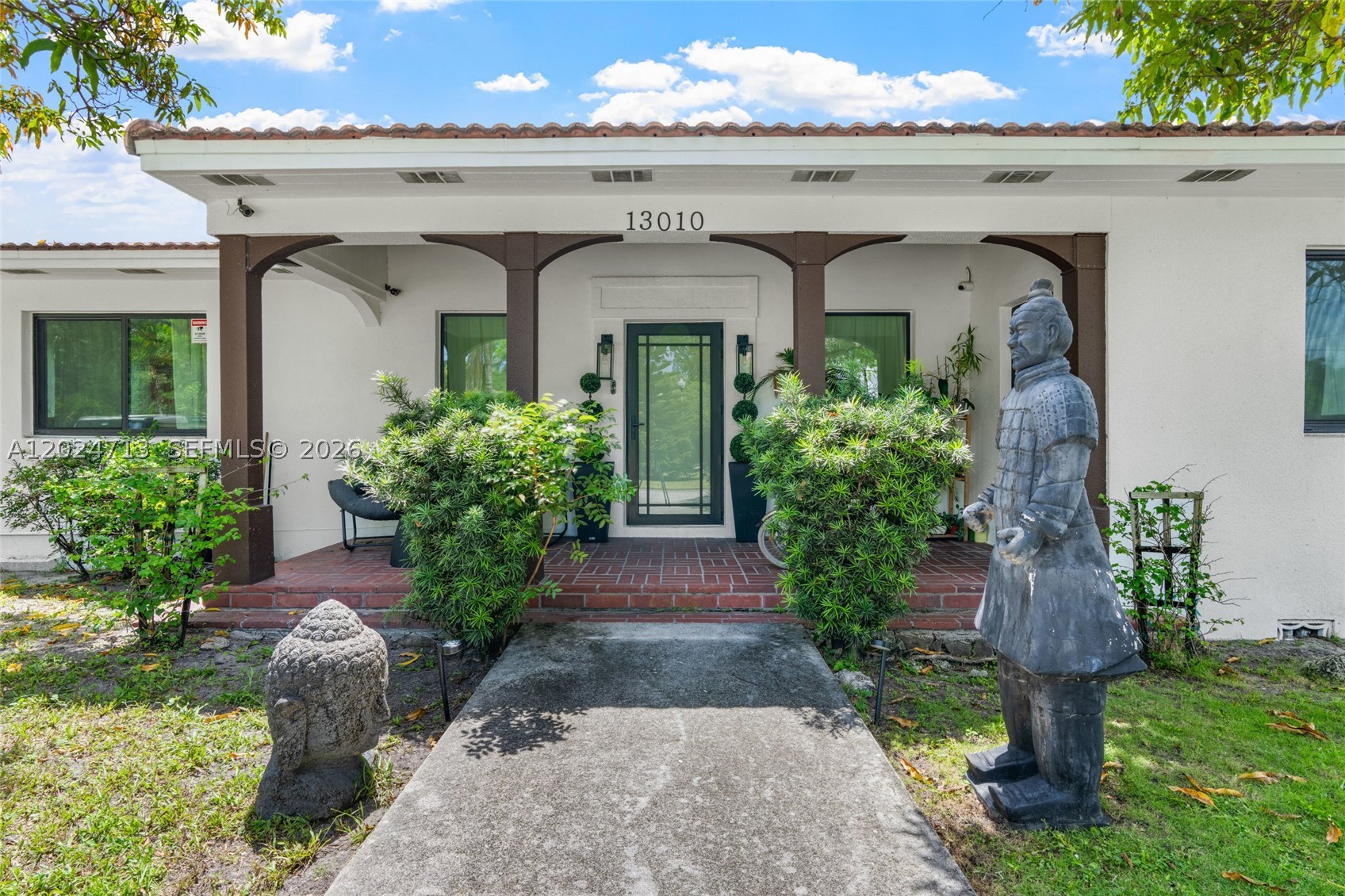 GRIFFING BISCAYNE PK EST - Residential