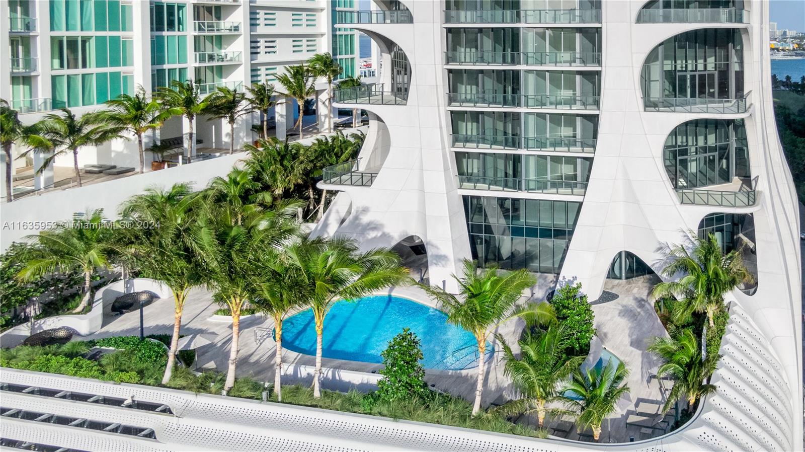 ONE THOUSAND MUSEUM CONDO - Residential