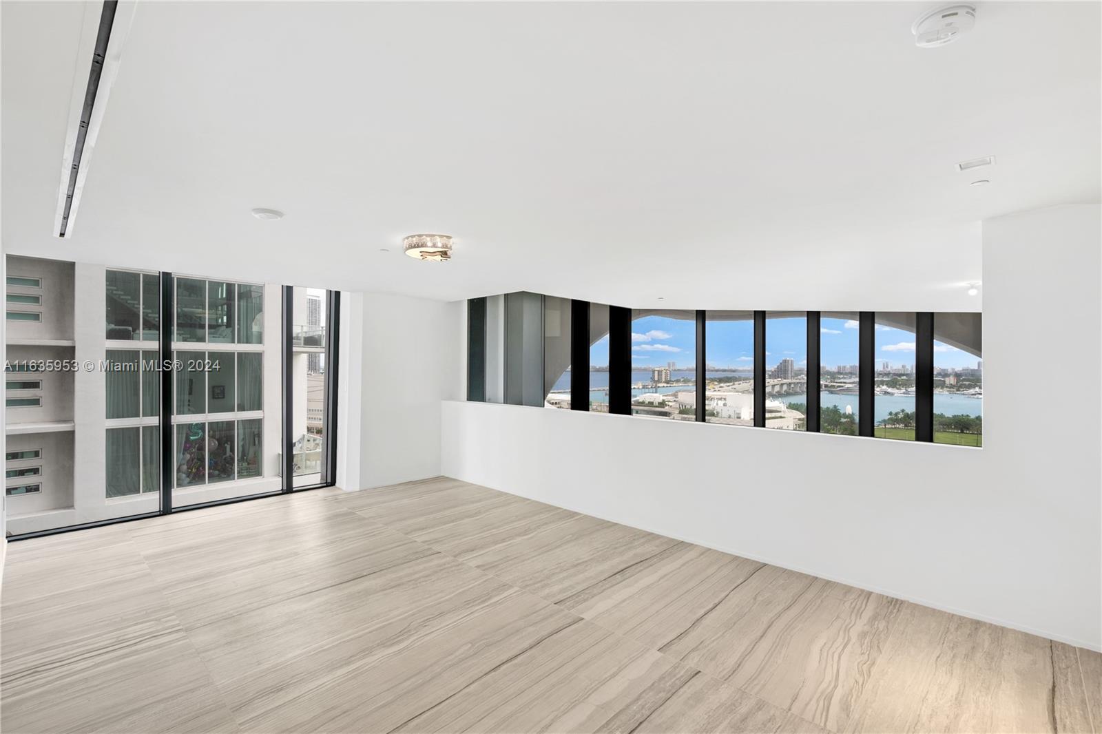 ONE THOUSAND MUSEUM CONDO - Residential