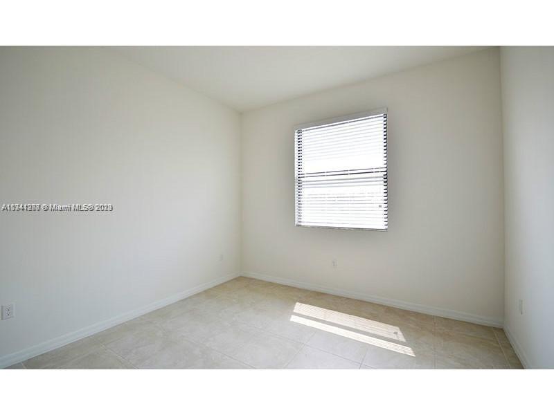 Aventura Isles - Residential Lease