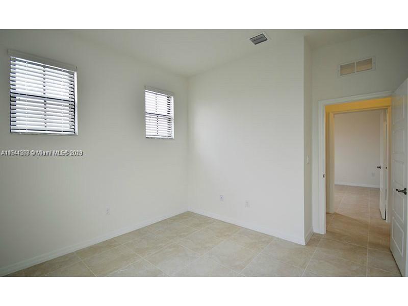 Aventura Isles - Residential Lease