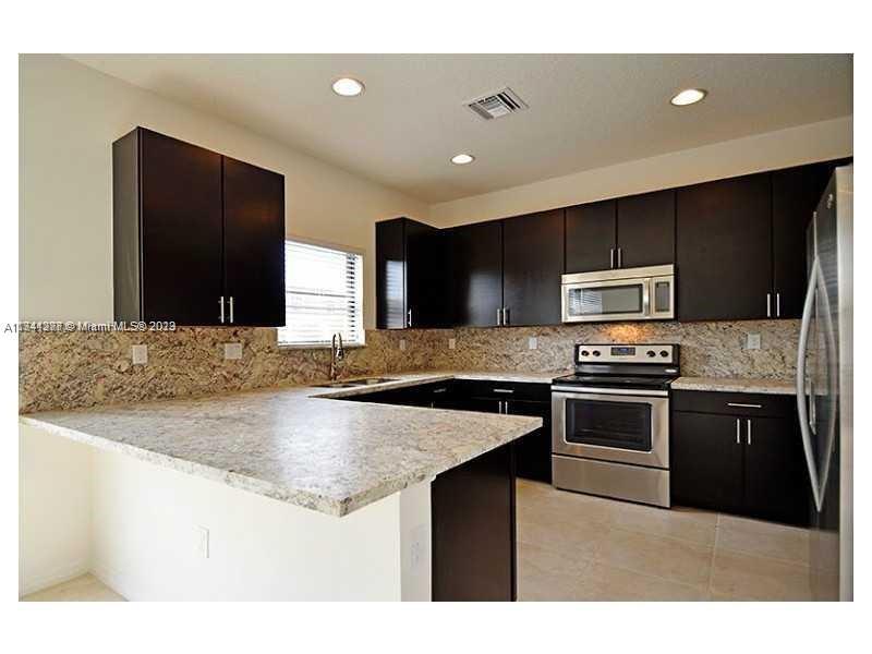 Aventura Isles - Residential Lease