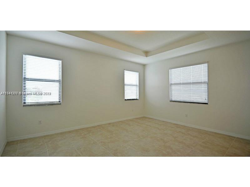 Aventura Isles - Residential Lease