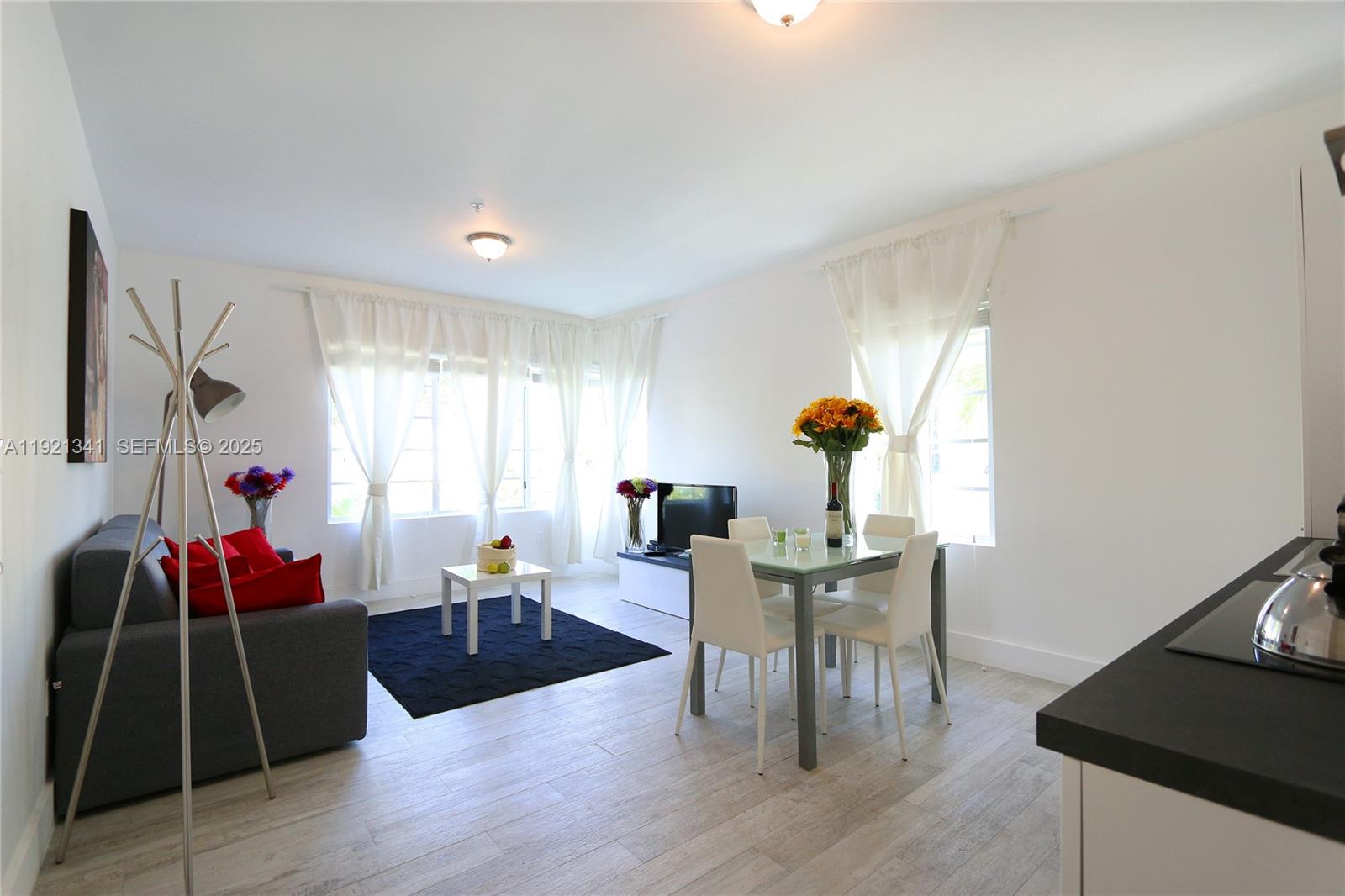 DANIELE CONDO - Residential