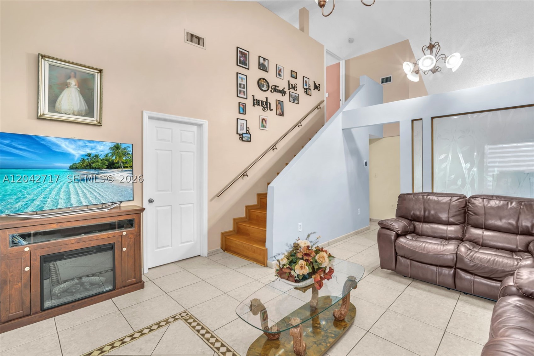 LES FONTAINES CONDO - Residential