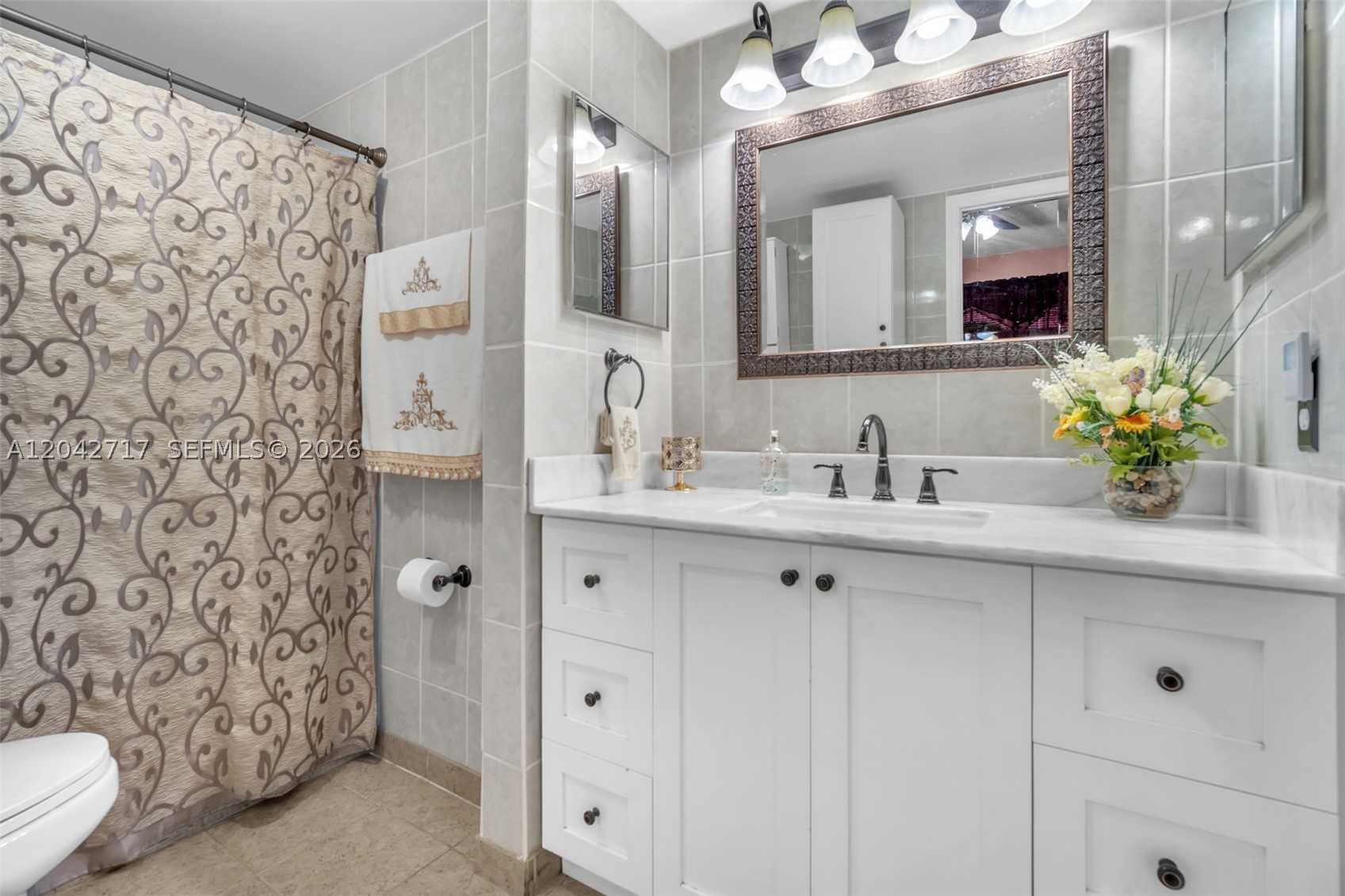 LES FONTAINES CONDO - Residential