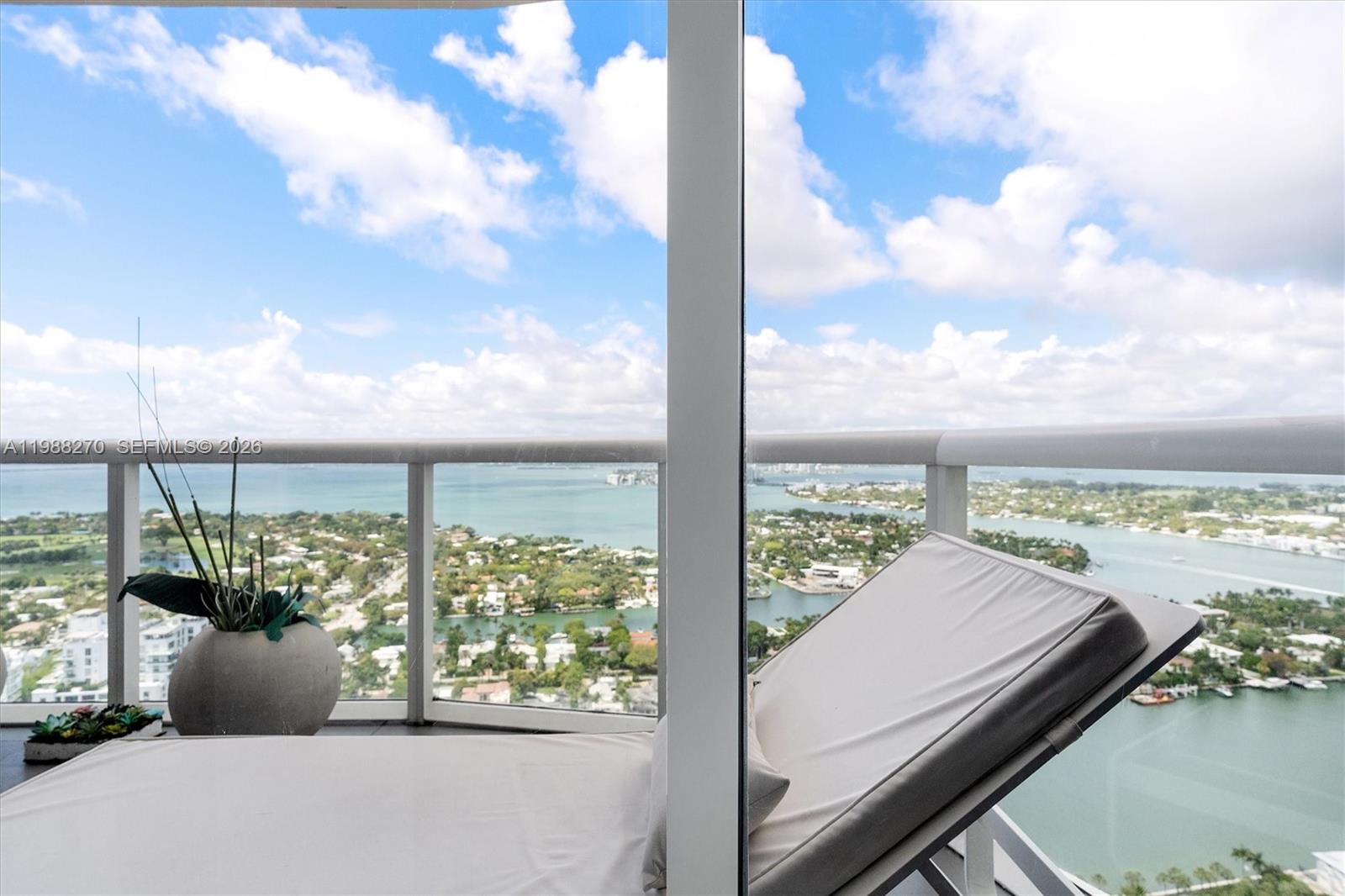 AKOYA CONDO - Residential