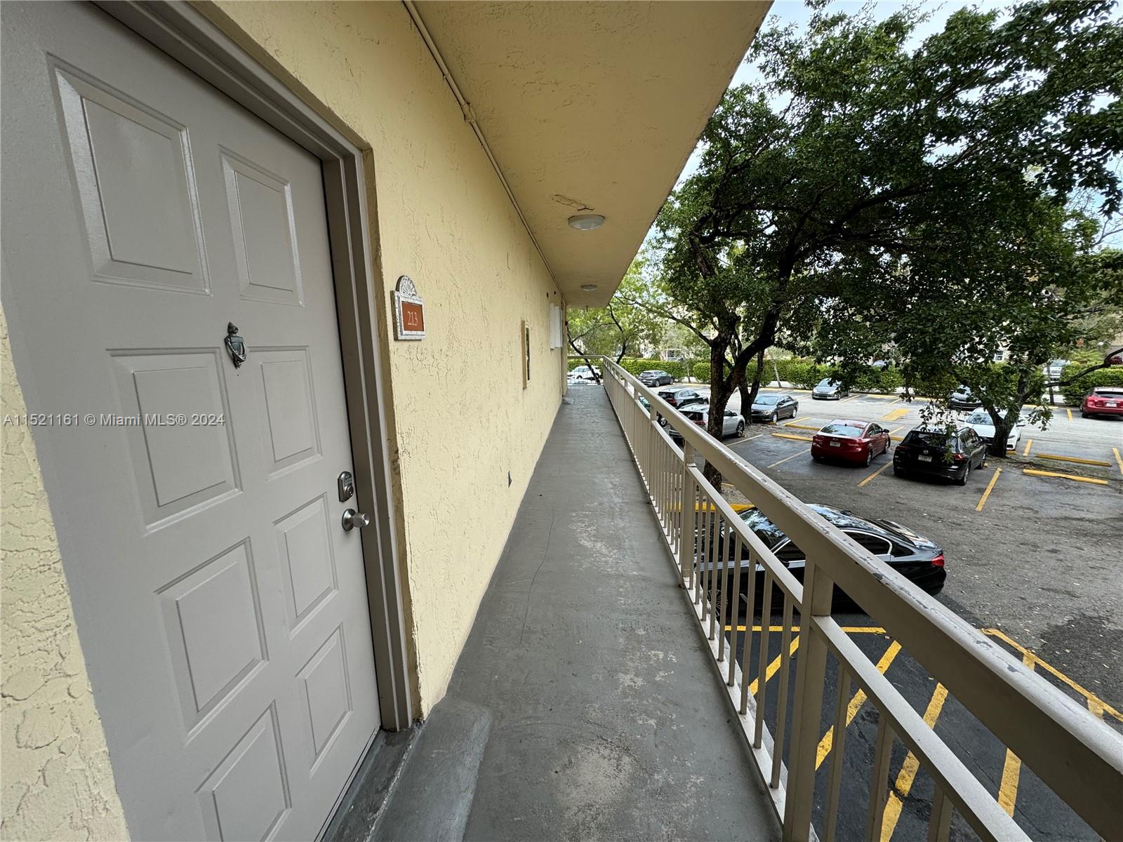LAS VISTAS AT DORAL CONDO - Residential Lease