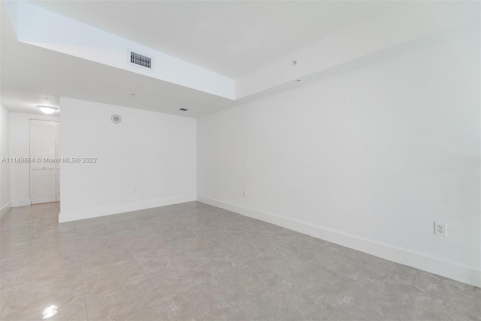 BRICKELL ON THE RIVER S T - Residential Lease