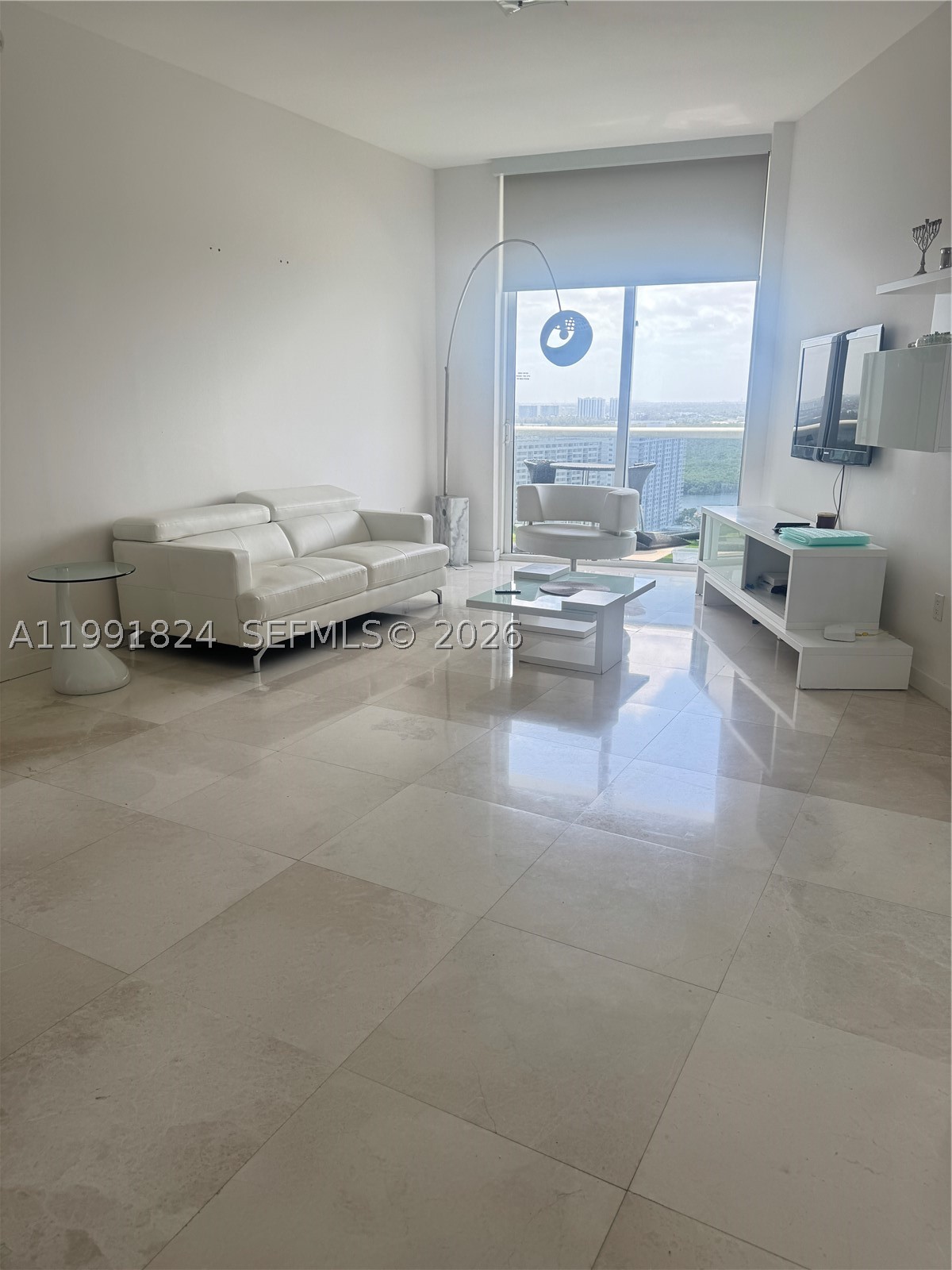 TDR TOWER II CONDO - Residential