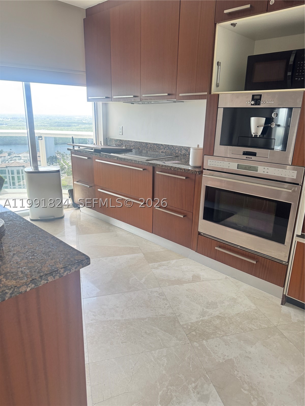 TDR TOWER II CONDO - Residential