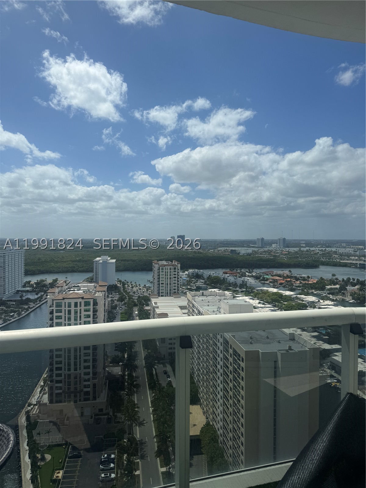 TDR TOWER II CONDO - Residential
