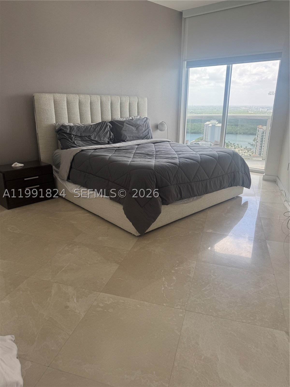 TDR TOWER II CONDO - Residential