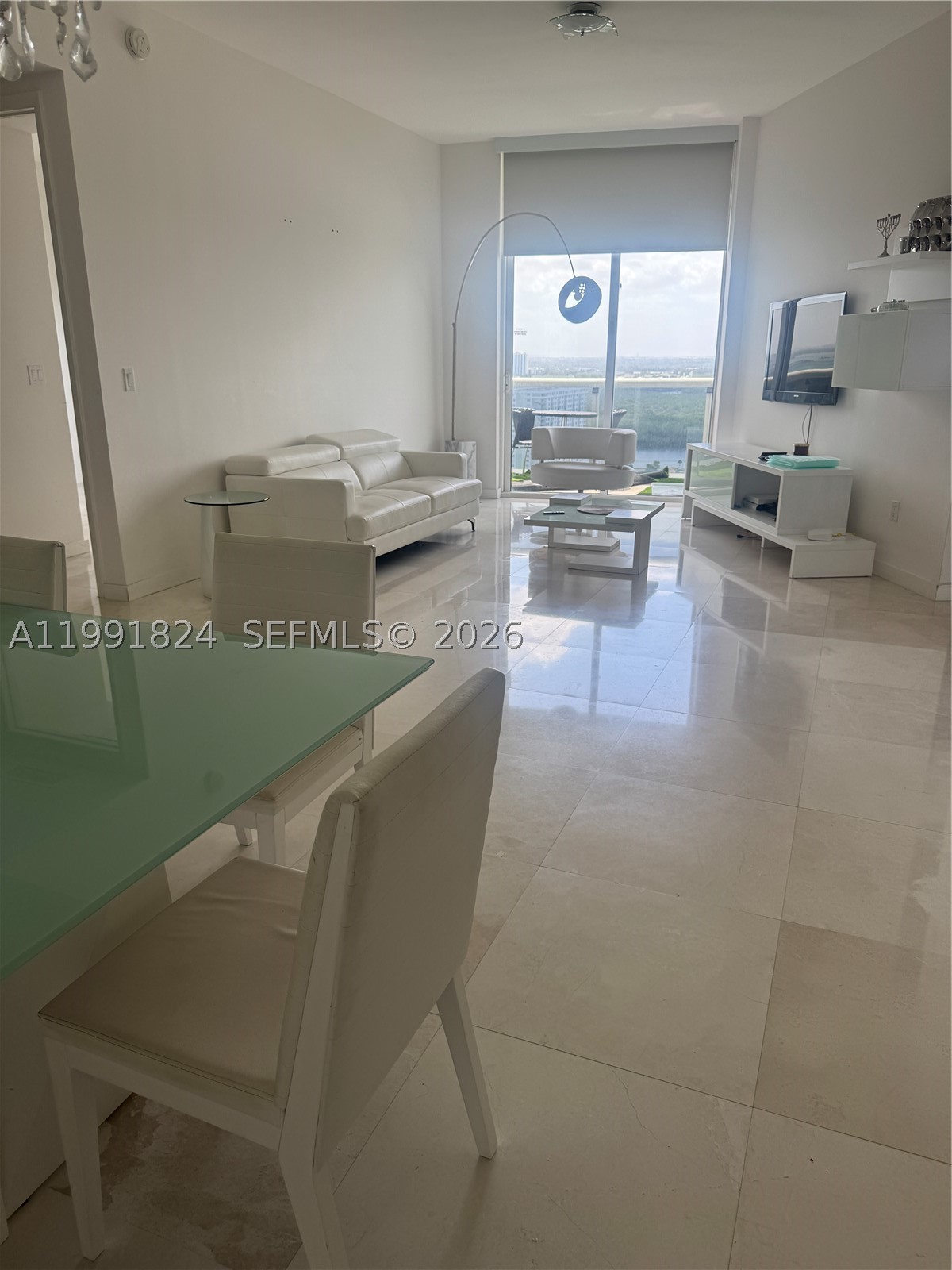 TDR TOWER II CONDO - Residential